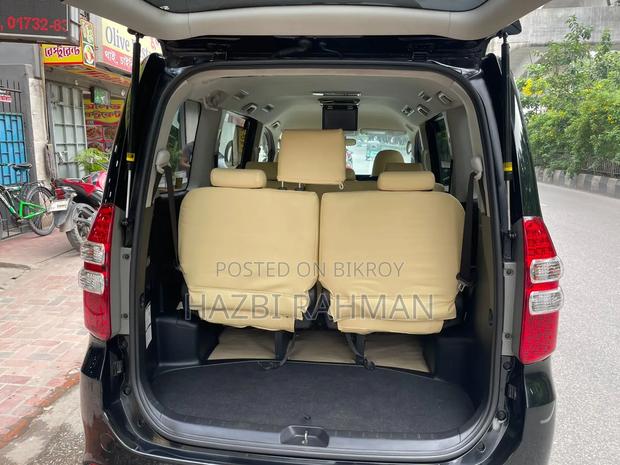 Toyota Noah 2011 Black