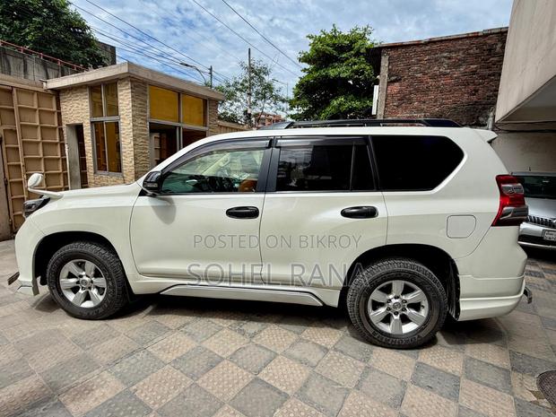 Toyota Land Cruiser Prado 2014 Pearl