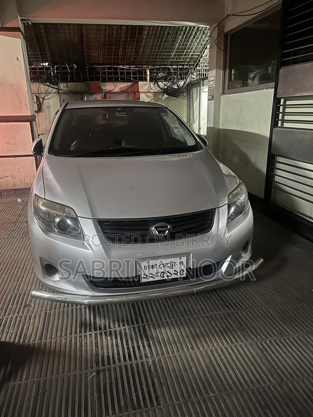 Toyota Corolla Fielder 1.5 Petrol FWD 2011 Silver