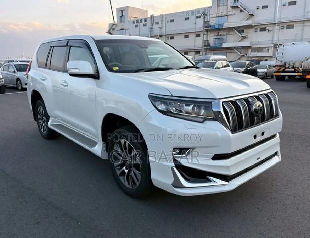 Toyota Land Cruiser Prado 2.7 2023 Pearl