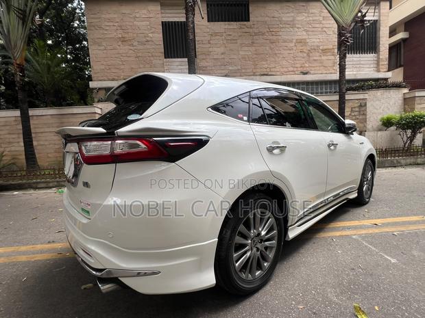 Toyota Harrier 2017 Pearl