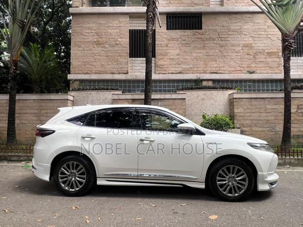 Toyota Harrier 2017 Pearl