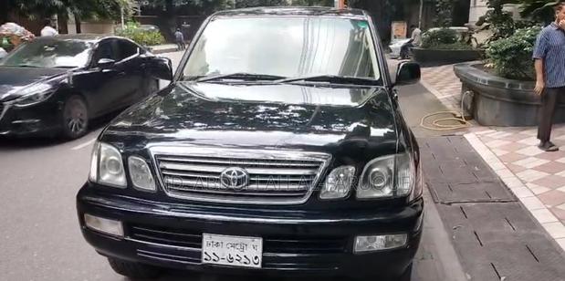 Toyota Land Cruiser Cygnus 4.7 2005 Black