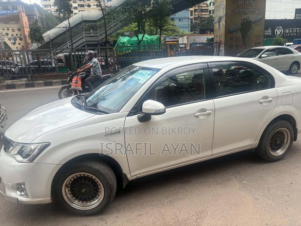 Toyota Axio 2014 White