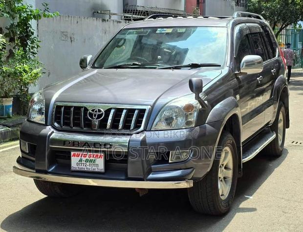 Toyota Land Cruiser Prado 2.7 5dr 2003 Gray