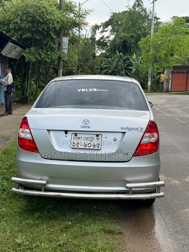 Tata Indigo 2013 Silver