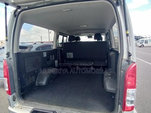 Toyota GranAce 2021 Silver