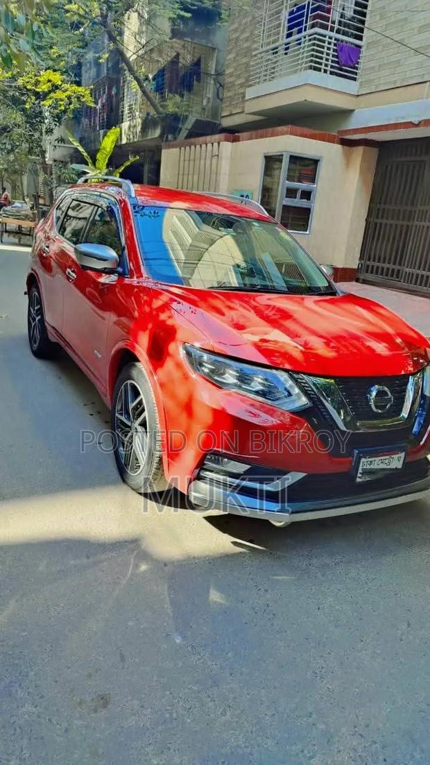 Nissan X-Trail 2017 Red