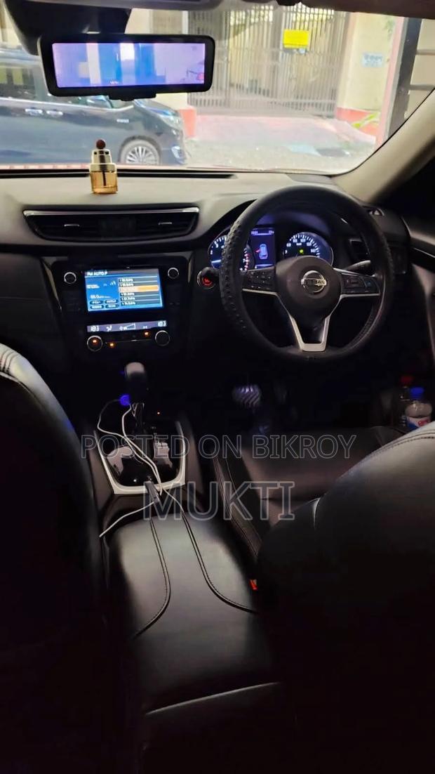 Nissan X-Trail 2017 Red
