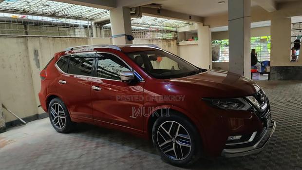 Nissan X-Trail 2017 Red