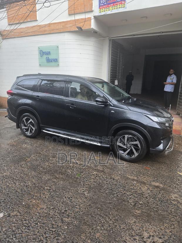 Toyota Rush 1.5 RWD 2018 Black