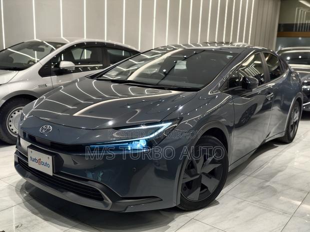 Toyota Prius 2023 Gray