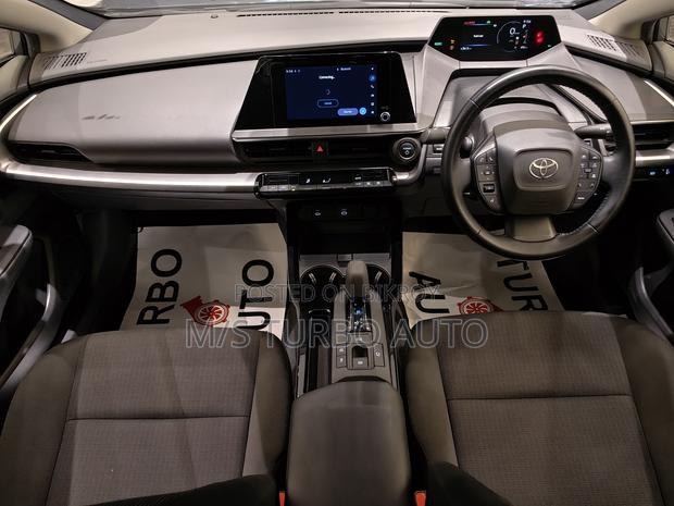 Toyota Prius 2023 Gray