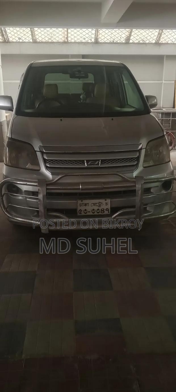 Toyota Noah 2004 Silver