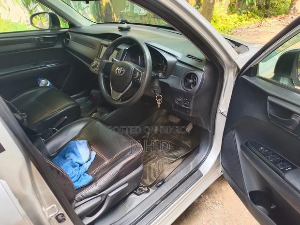 Toyota Axio 2015 Silver