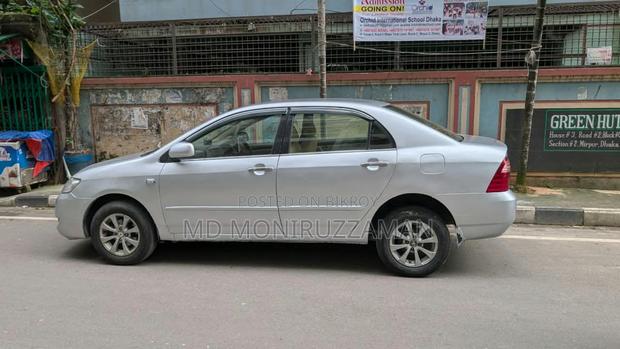Toyota Corolla 2004 Silver