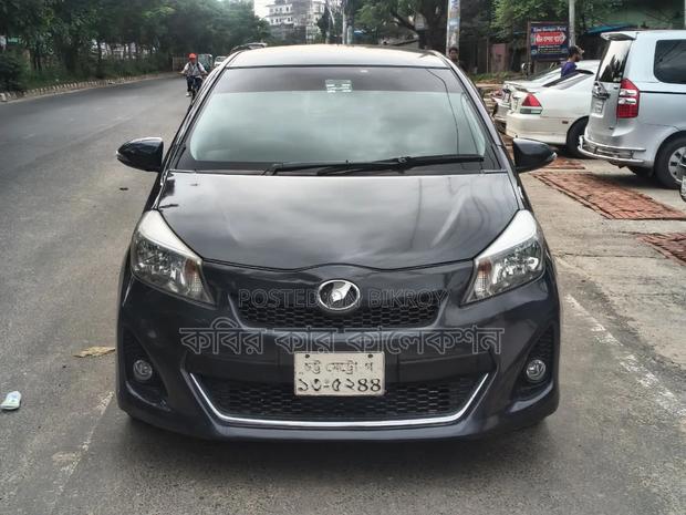 Toyota Vitz 2011 Matt Black