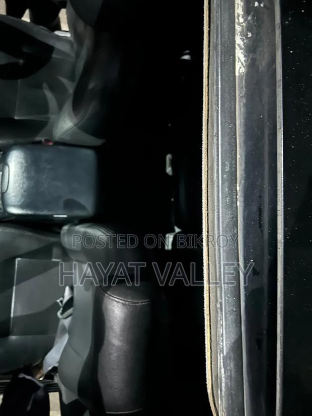 Toyota Land Cruiser Prado 2004 Black