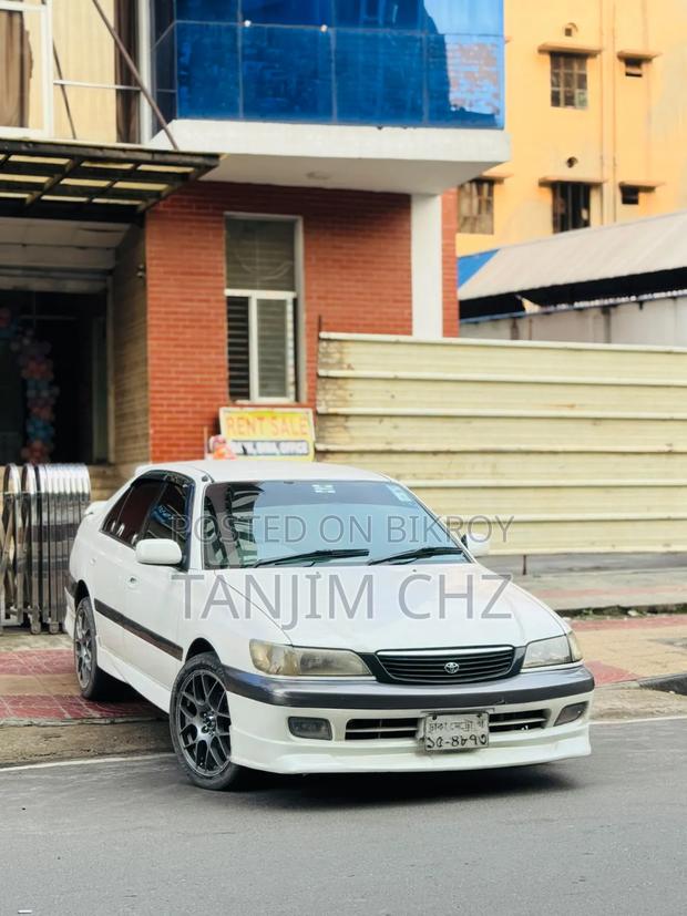 Toyota Corona Premio 1999 White
