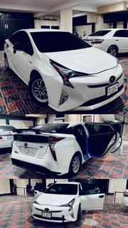 Toyota Prius Four Touring 2018 Pearl for sale