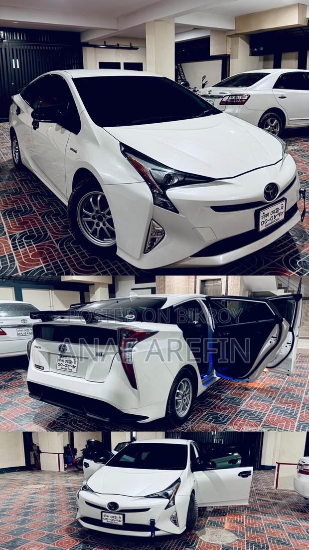 Toyota Prius Four Touring 2018 Pearl