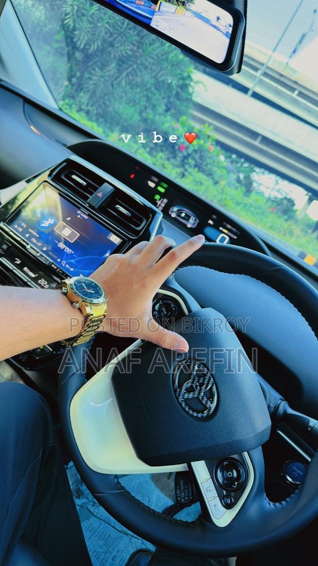 Toyota Prius Four Touring 2018 Pearl