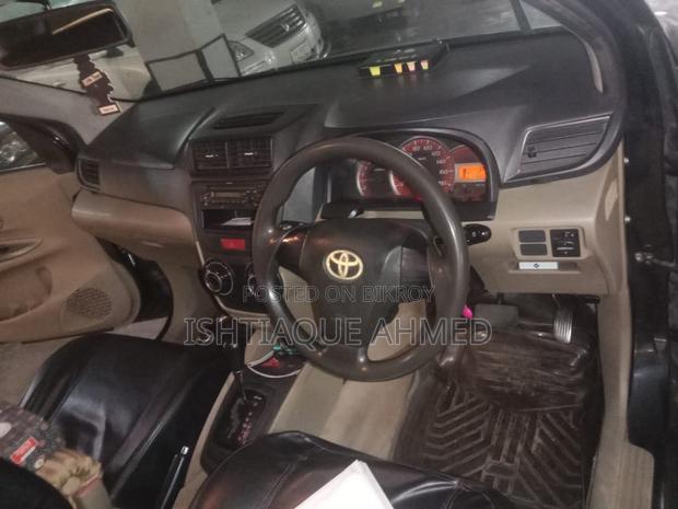 Toyota Avanza 2014 Black