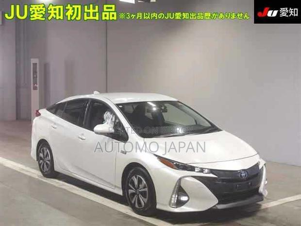 Toyota Prius 2021 Pearl