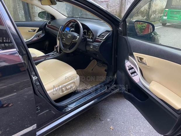 Toyota Premio 1.5 FWD 2016 Black