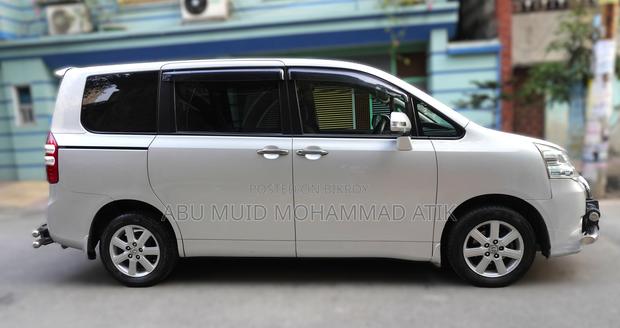 Toyota Noah 2.0 FWD (7 Seater) 2016 Silver