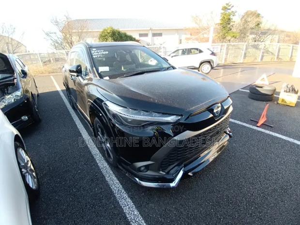 Toyota Corolla Cross 1.8 Hybrid AWD 2021 Black