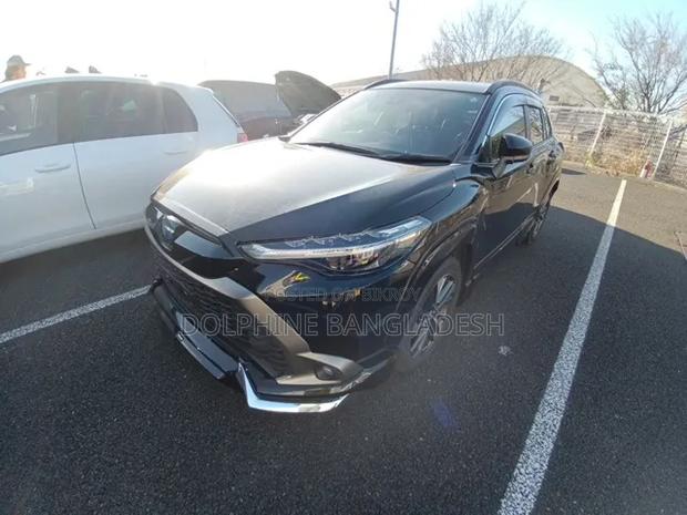 Toyota Corolla Cross 1.8 Hybrid AWD 2021 Black