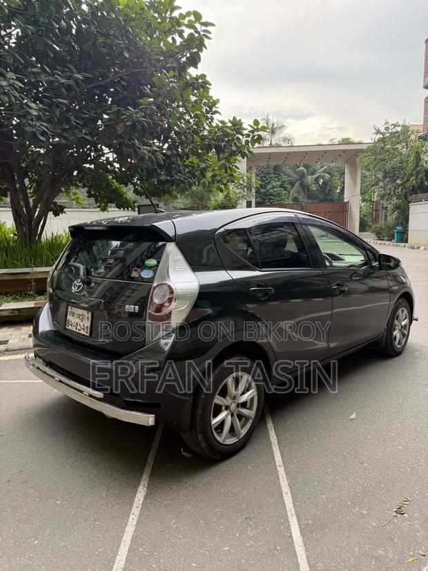 Toyota Aqua 2013 Black