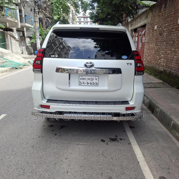 Toyota Land Cruiser Prado 2017 Pearl