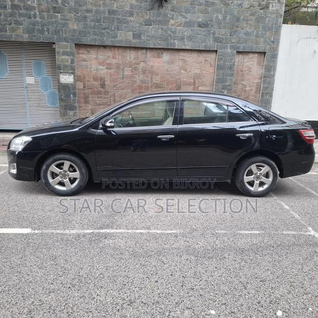 Toyota Premio 2011 Black