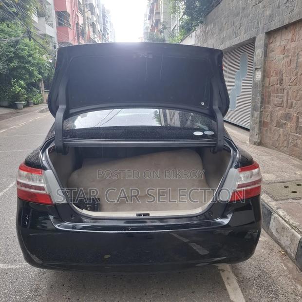Toyota Premio 2011 Black