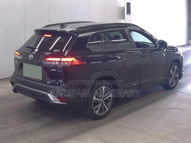 New Toyota Corolla Cross L 2WD 2024 Black