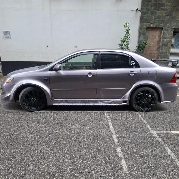 Toyota Corolla 2005 Gray