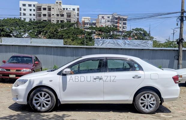 Toyota Axio 2011 White