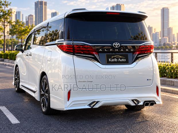 Toyota Alphard 2.5 Hybrid AWD 2023 Pearl