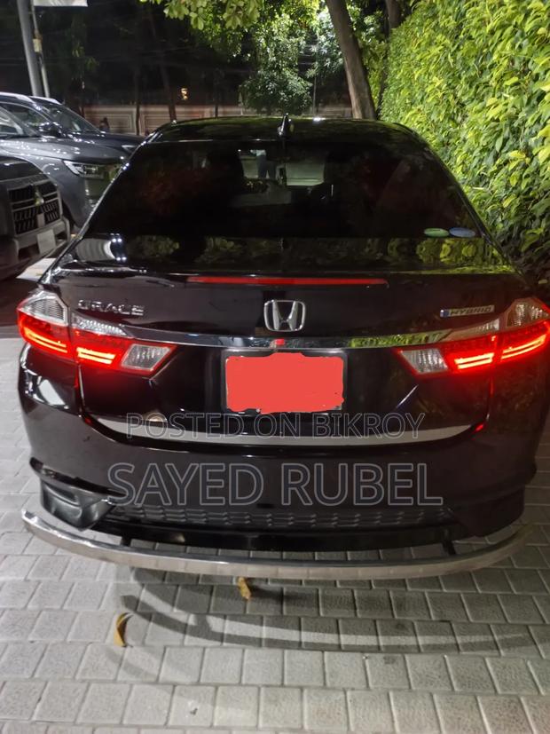 Honda Grace 1.5 Hybrid FWD 2018 Black