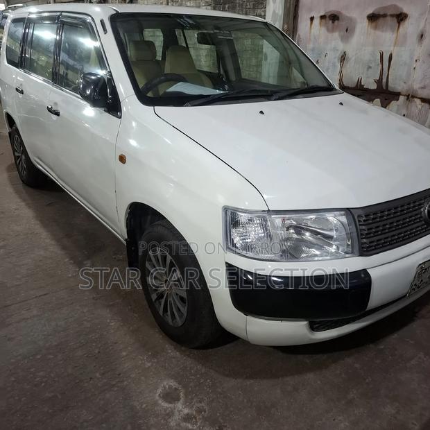 Toyota Probox 2004 White