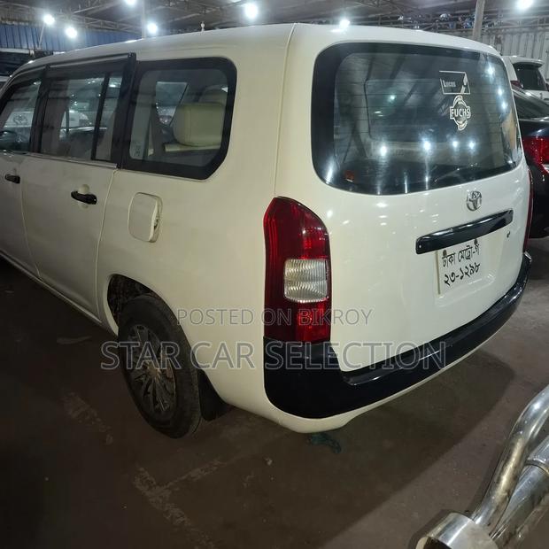 Toyota Probox 2004 White