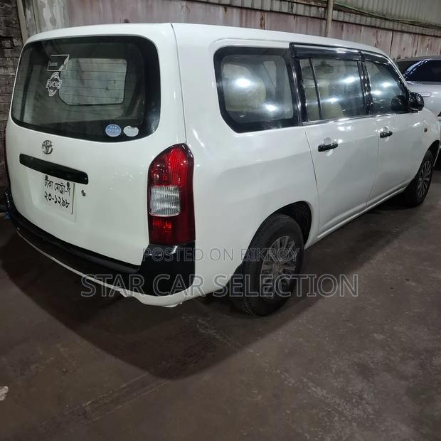 Toyota Probox 2004 White