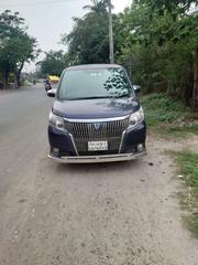 Toyota Esquire 1.8 FWD Hybrid (7 seater) 2015 Blue for sale
