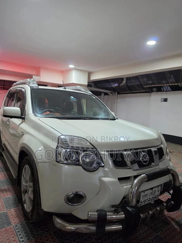 Nissan X-Trail 2.0 Petrol XE 2012 Pearl