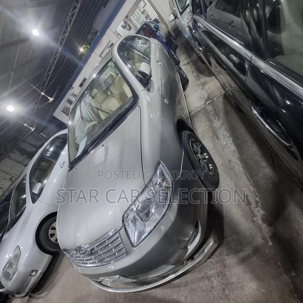 Toyota Corolla 2005 Silver