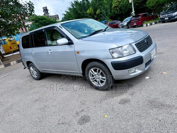 Toyota Succeed 2005 Silver