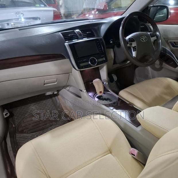 Toyota Premio 2012 Pearl