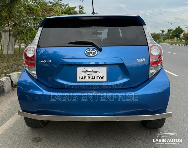Toyota Aqua 2014 Blue